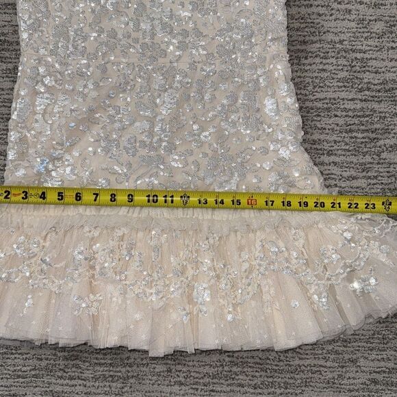 NWT Needle & Thread Regal Rose Gloss Strapless Micro Mini Dress Champagne Size14 - Picture 10 of 14